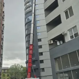 ამწე ლიფტი, ჟირაფი, პიონერკა
