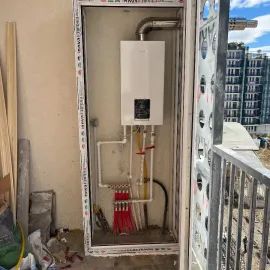 მეტალო პლასტმასის კარადები