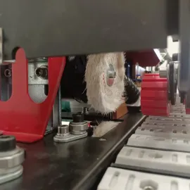 ლამინატის საკრომკი სალენტი დანადგარი