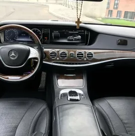 ავტომობილების გაქირავება