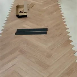 პლინთუსის მონტაჟი