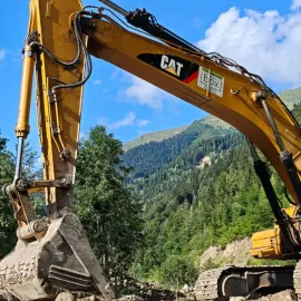 ექსკავატორების  გაქირავება + გაყიდვა