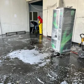 ბასეინების დასუფთავება, სასაწყობე ფართების დასუფთავება, მოხეხვა და ხსნარებით დამუშავება. ეზოების დასუფთავება