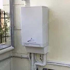 სანტექნიკოსი