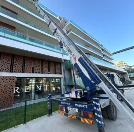 ამწე ლიფტის მომსახურება