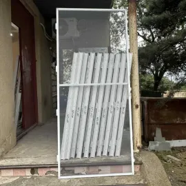 მეტალოპლასტმასისა და ალუმინის კარ ფანჯარა / ვიტრაჟები / სლაიდები