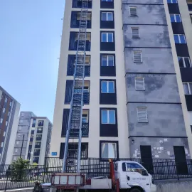 ამწე ლიფტი პიონერი სართულებზე ტვირთის ამტანი