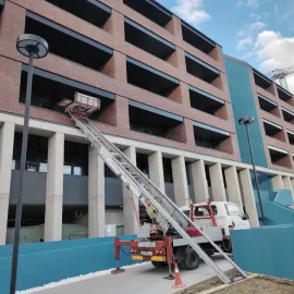 ამწე ლიფტი პიონერი სართულებზე ტვირთის ამტანი