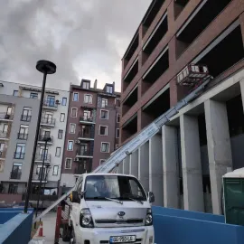 ამწე ლიფტი პიონერი სართულებზე ტვირთის ამტანი