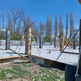 ქირავდება სამშენებლო კოლონის ყალიბები (რკინის აპალოვკა)