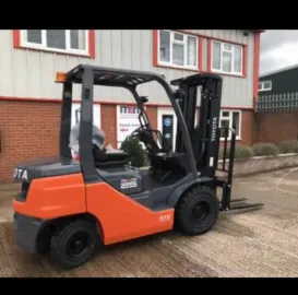 ქირავდება პაგრუშიკი (ავტოკარი)