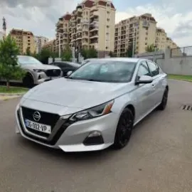 ავტომობილების გაქირავება