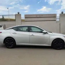 ავტომობილების გაქირავება