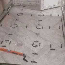 კაფელ-მეტლახის ხელოსანი