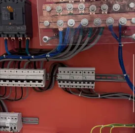 სუსტი დენების სისტემების (ინტერნეტი, კამერები, სიგნალიზაცია და სხვა) მონტაჟი