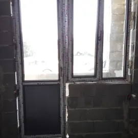 მეტალოპლასტმასების და ალუმინის კარ-ფანჯრები / მწერებისგან დამცავი ბადეები / დუშკაბინები