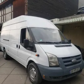 ქირავდება სატვირთო მანქანები