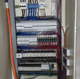 ელექტრო მექანიკოსთა ჯგუფი