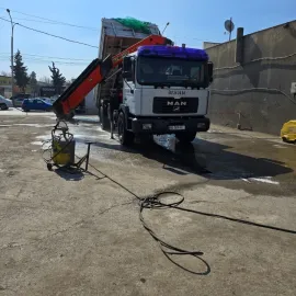 მანიპულატორი თვითმცლელი 10 კუბიანი