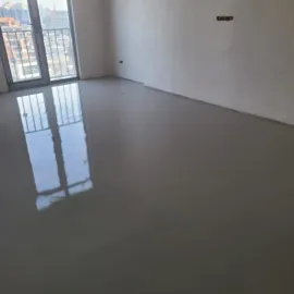 თვითსწორებადი იატაკი