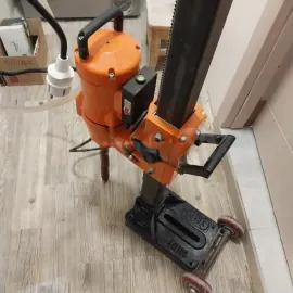 ბეტონის ბურღვა/ხვრეტა