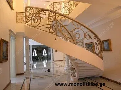 მონოლითური კიბეების ჩამოსხმა
