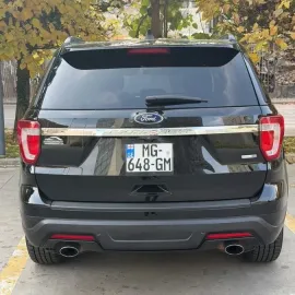 ქირავდება 2017 Jeep Cherokee და 2019 Ford Explorer