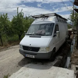 ავეჯისა და ტვირთის გადაზიდვა