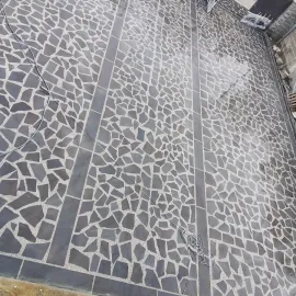 ნატეხი ქვის დაგება 