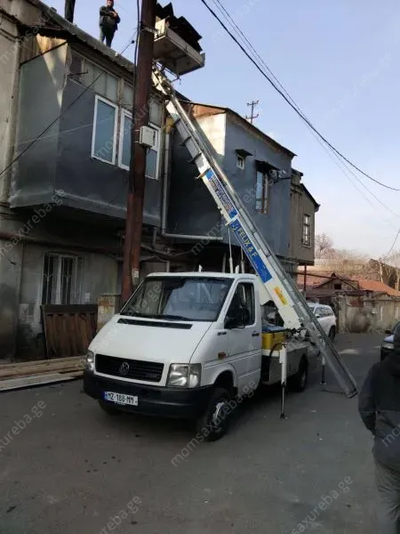 ჟირაფი ამწე ლიფტის მომსახურება