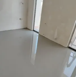 ლამინატის დაგება