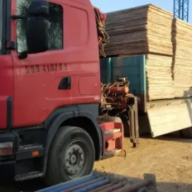 სატვირთო ამწე კრან მანიპულატორი ჰაიაპი