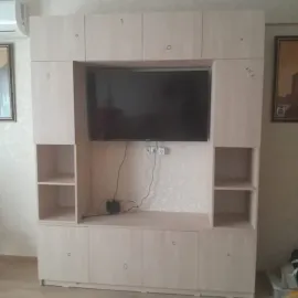 ვამზადებ ავეჯს