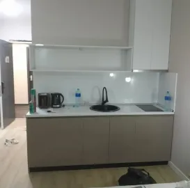 ვამზადებ ავეჯს