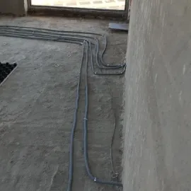 ცენტრალური გათბობა, სანტექნიკა, ელექტროობა, იატაკი