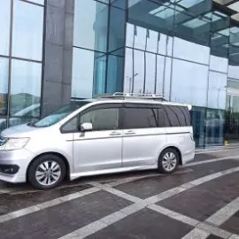 ქირავდება მინივენები მძღოლით