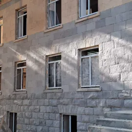 ფასადის და მეტალის სილაჭავლით წმენდა