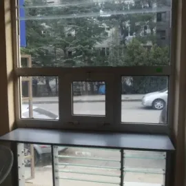 ქირავდება საბურთალოზე კომერციული ფართი, 20 კვ.მ. ხალხ მრევალ ადგილას