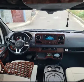 MERSEDES   SPRINTER. 2020 წლიანი 16+1   