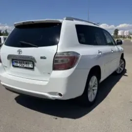 ავტომობილების გაქირავება