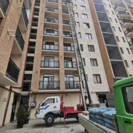 ამწე ლიფტი ჟირაფი