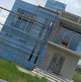 ქირავდება