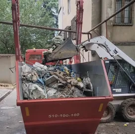სამშენებლო ნარჩენების  გატანა