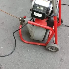 სანტექნიკი გამოძახებით