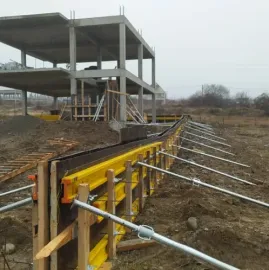 სახლების მშენებლობა, მონოლითი