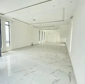 ᲩᲕᲔᲜᲡ ᲨᲔᲡᲐᲮᲔᲑ მშენებლობა არ არის ტრანზაქცია. ეს არის პასუხისმგებლობა ოჯახის წინაშე, რომელიც წლების ნაშრომსა და დანაზოგს გვანდობს.  JAGI BUILDING წარმოადგენს პროფესიონალურ სამშენებლო სააგენტოს 20+ წლია