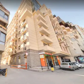 ქირავდება ბინა მთაწმინდის რაიონში ფილარმონიის უკან ქუჩიშვილის ქუჩაზე 