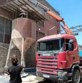 სატვირთო ამწე კრანი მანიპულატორი ჰაიაპი