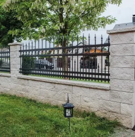 ღობეების მშენებლობა