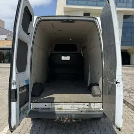 ავტომობილი 